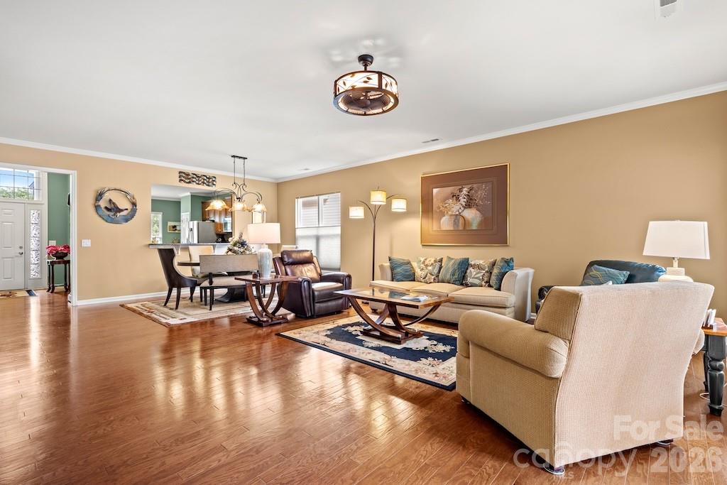 7020 Kitty Hawk Lane