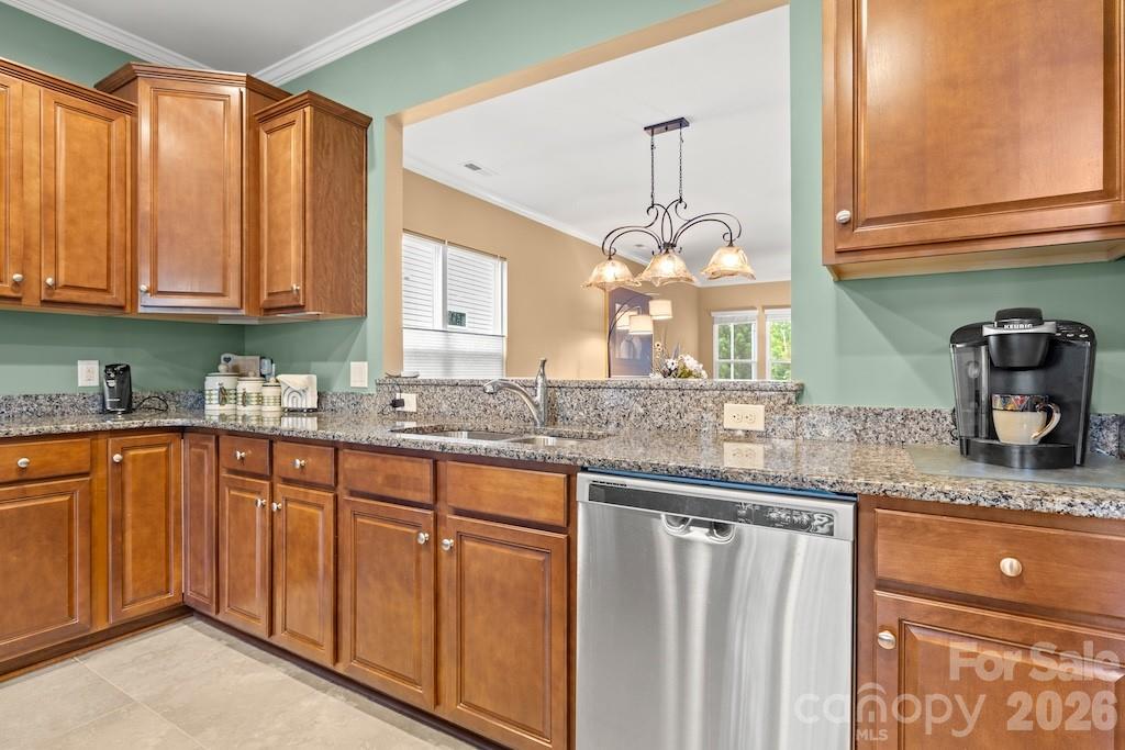 7020 Kitty Hawk Lane