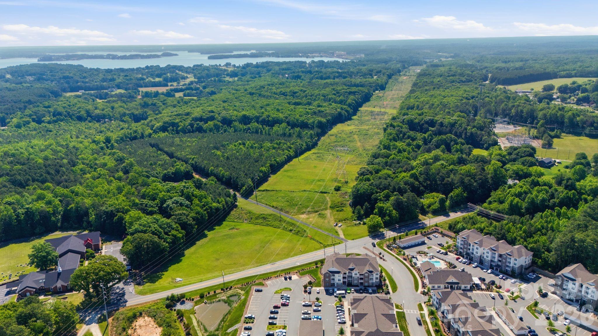 274/294 N Pilot Knob Road