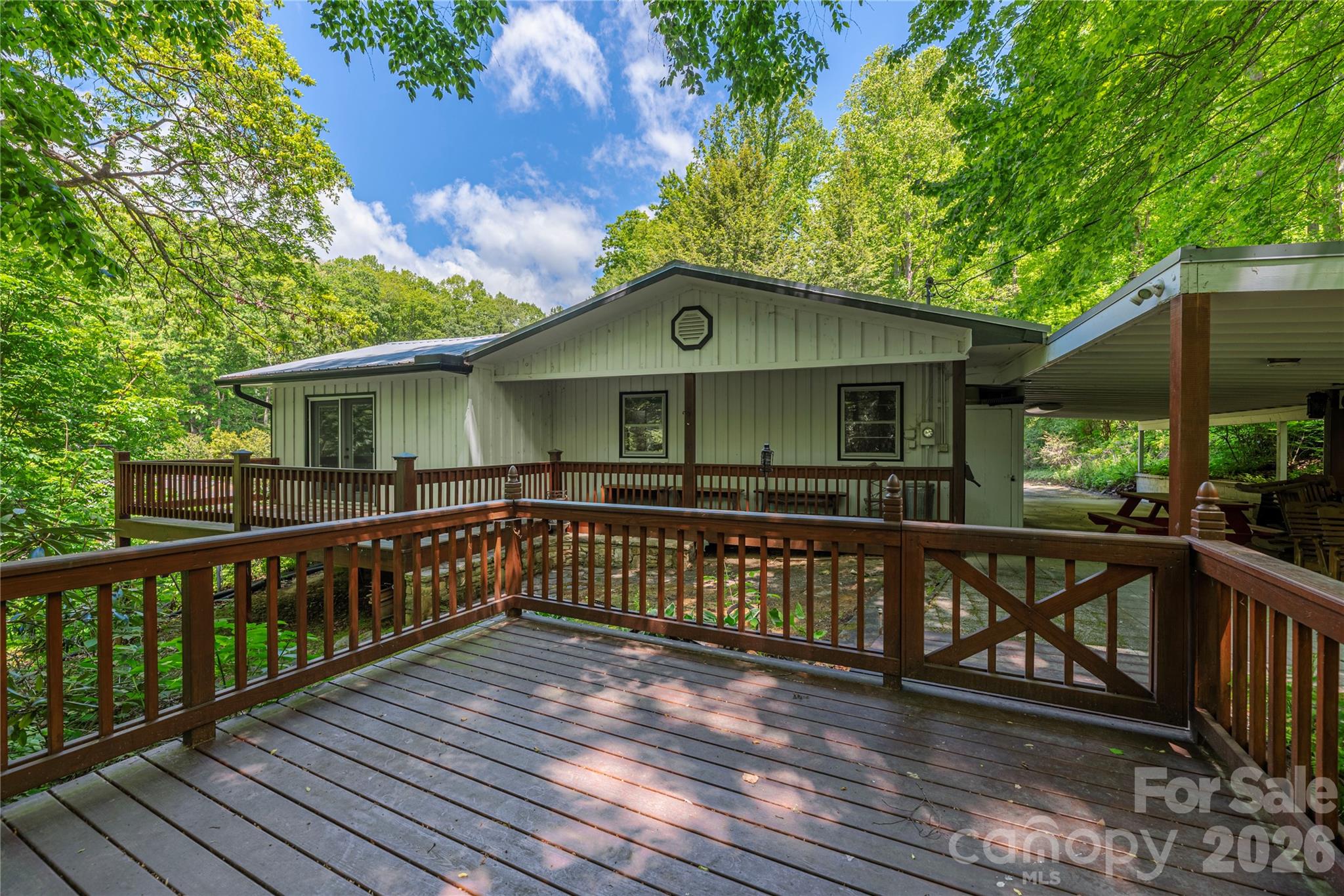 868 Cabin Flats Road