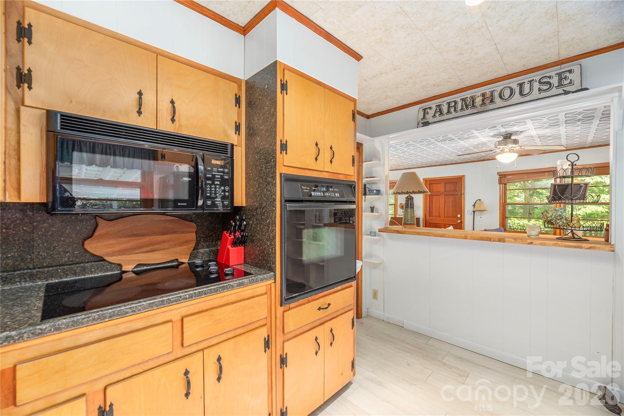 868 Cabin Flats Road
