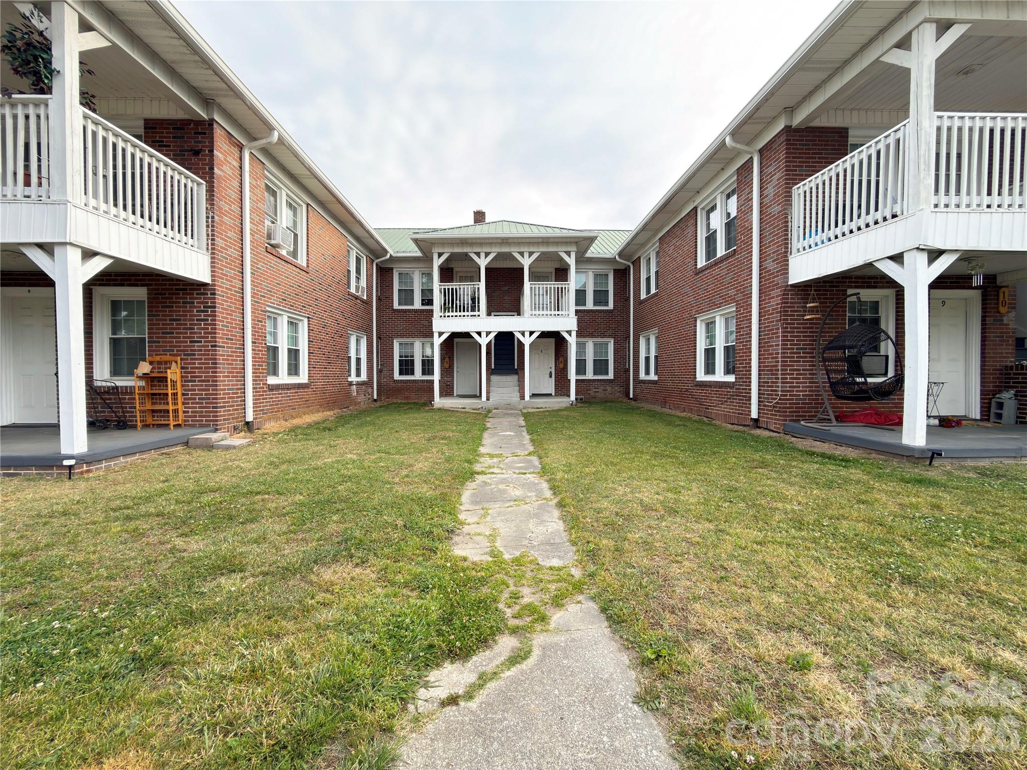 1007 S Main Street