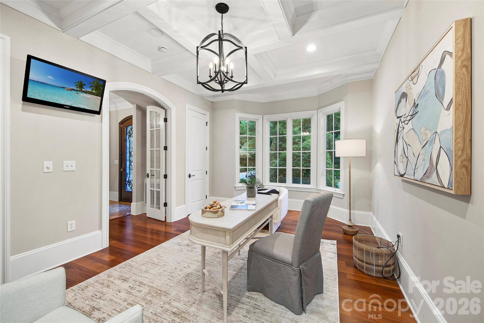 1616 Lookout Circle