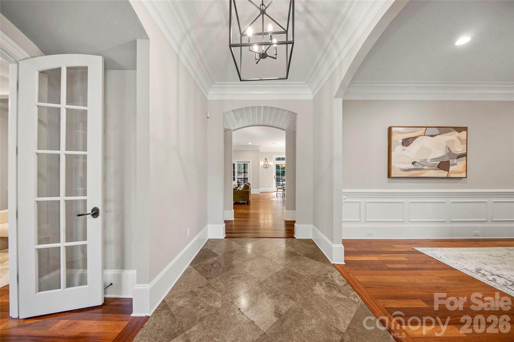 1616 Lookout Circle