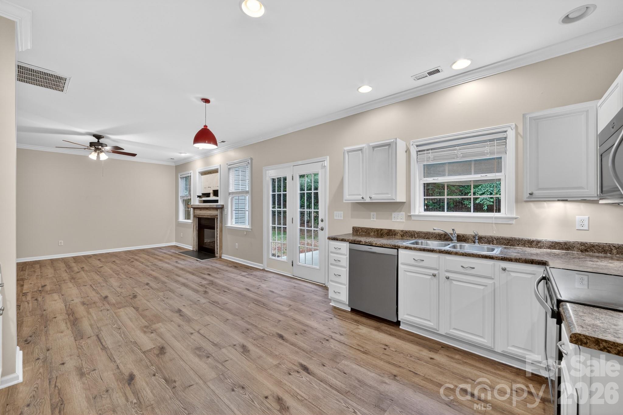 11 Peppermill Drive