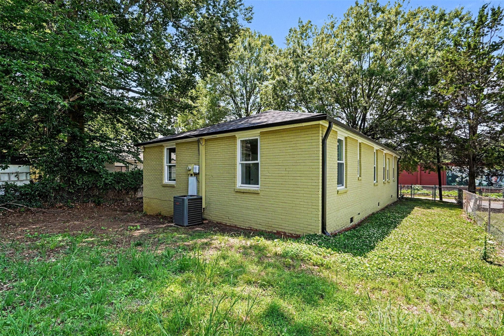 1820 Genesis Park Place