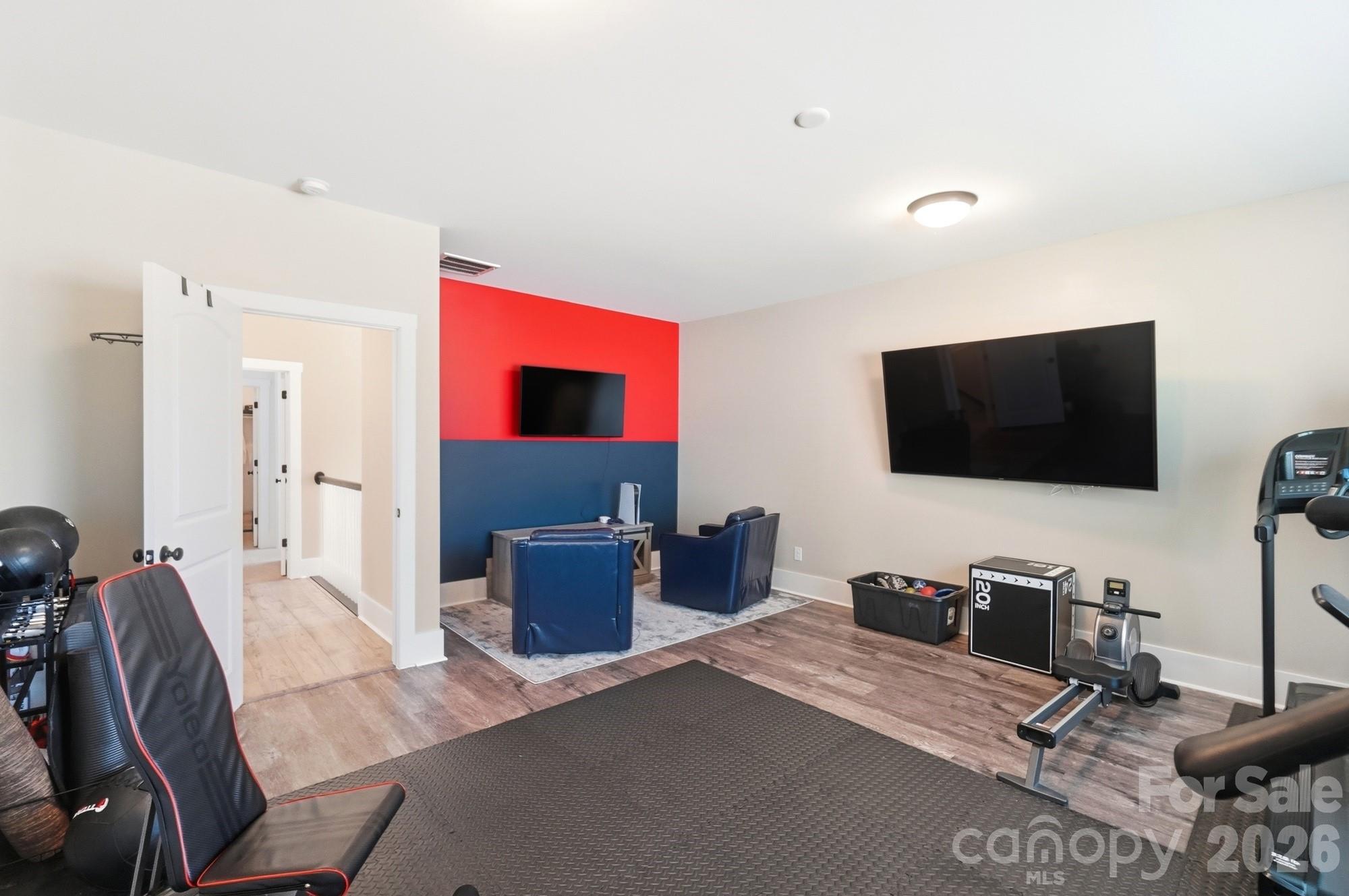 1800 Carrollton Drive