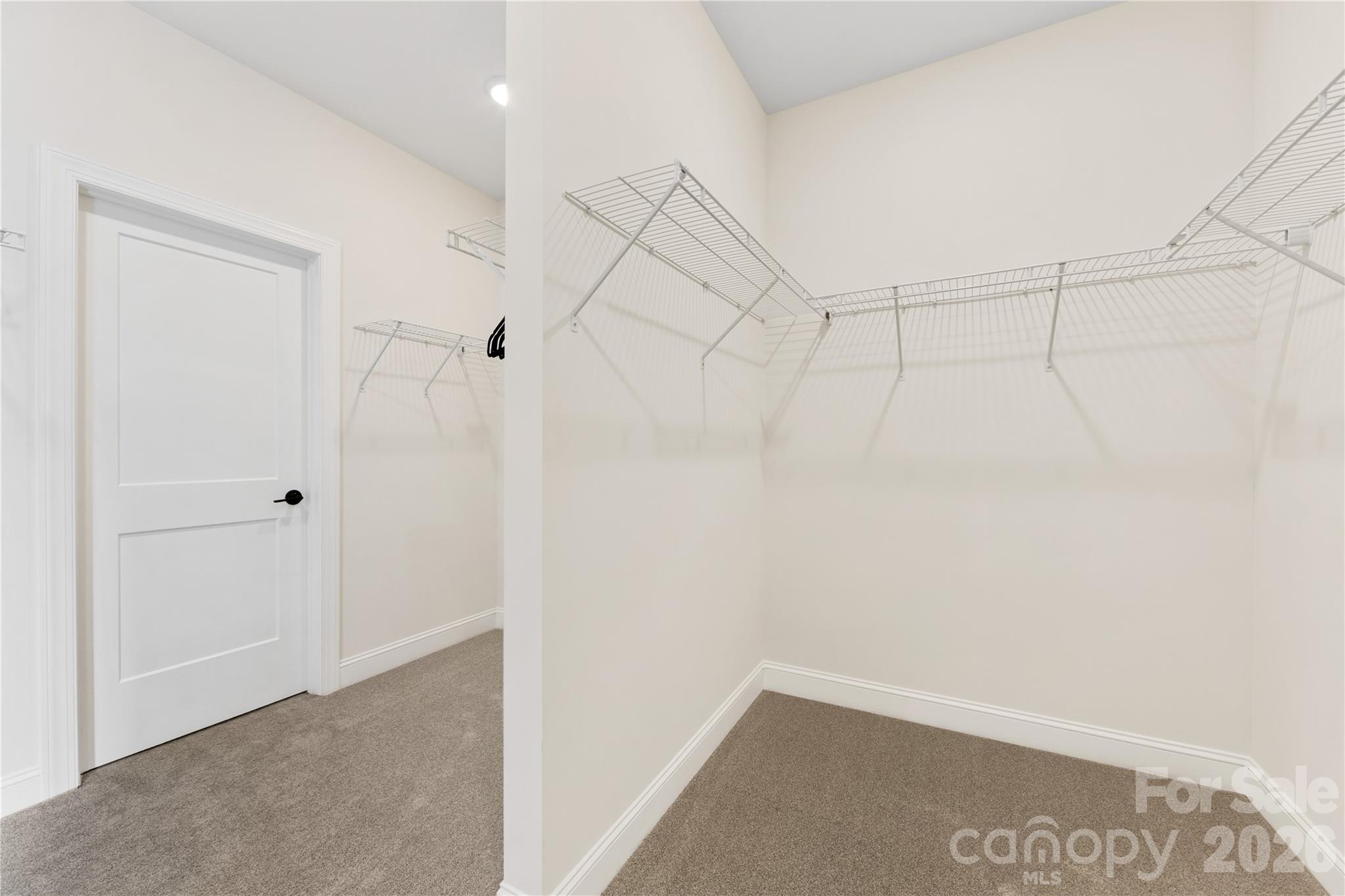 1270 Archer Loop Unit: 30