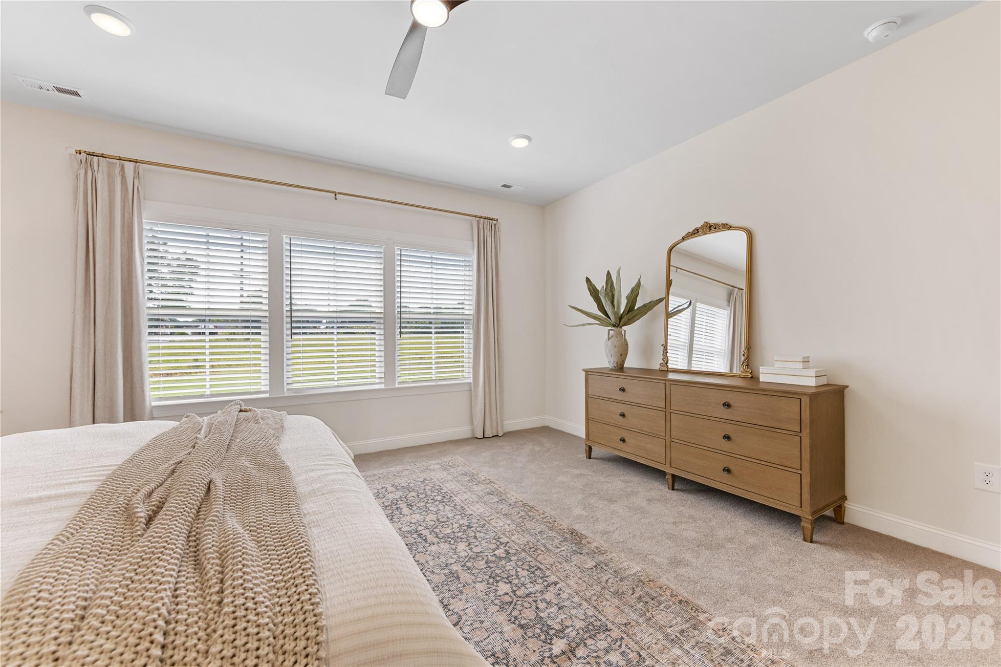 1270 Archer Loop Unit: 30