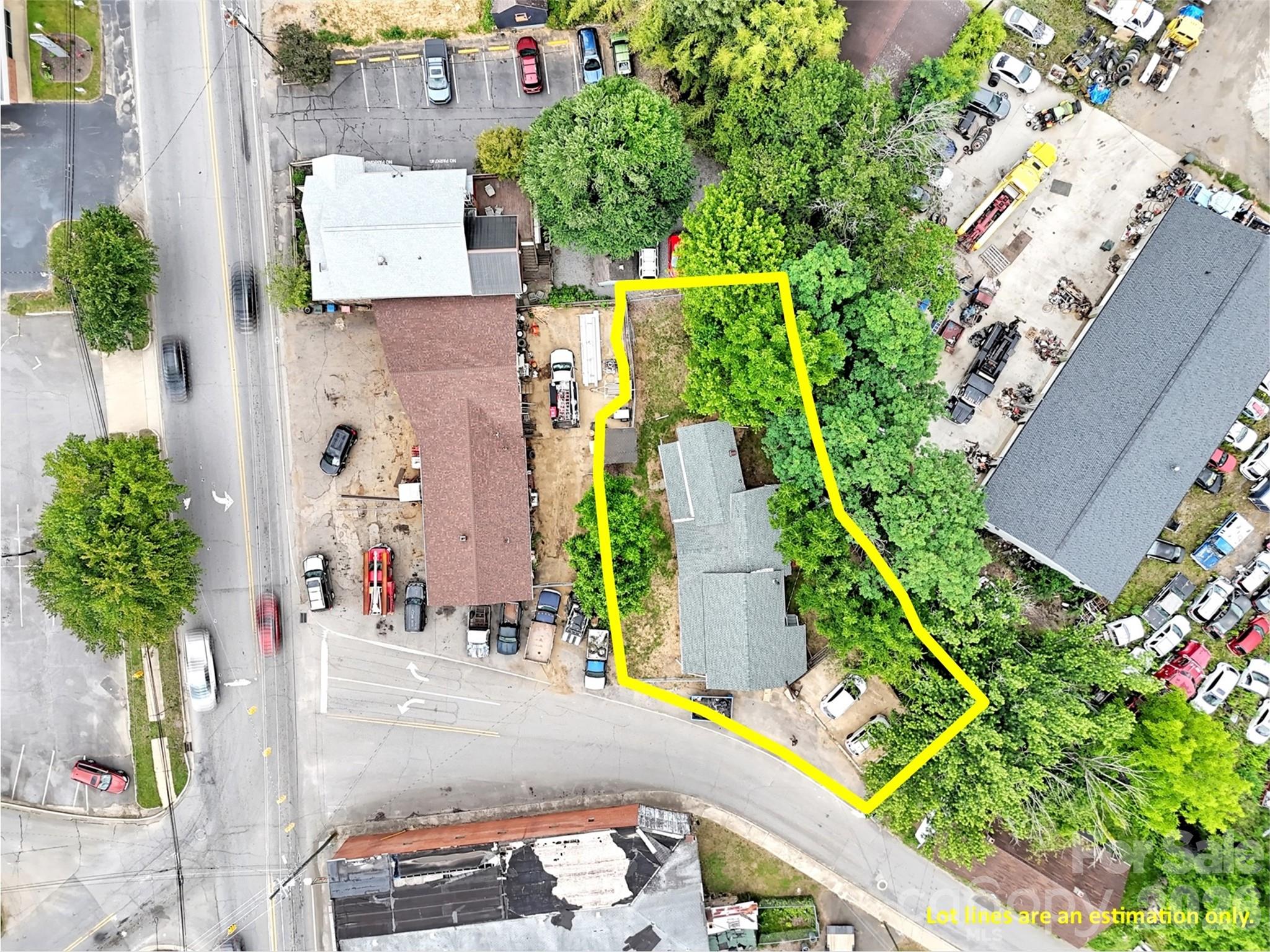492 Riverbend Street