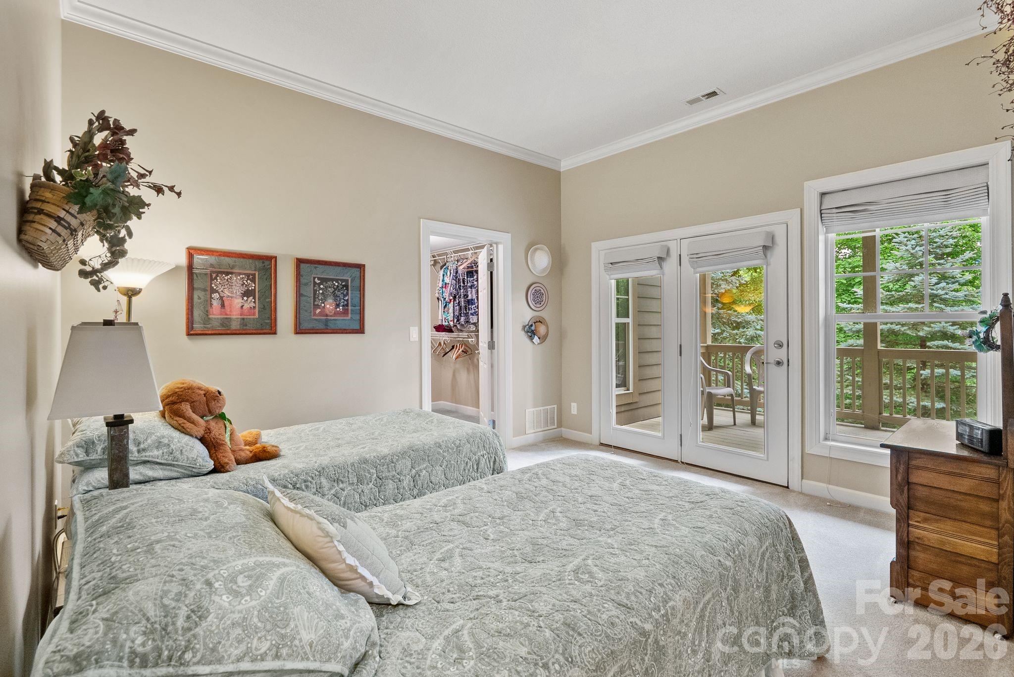 522 Silver Hawk Lane