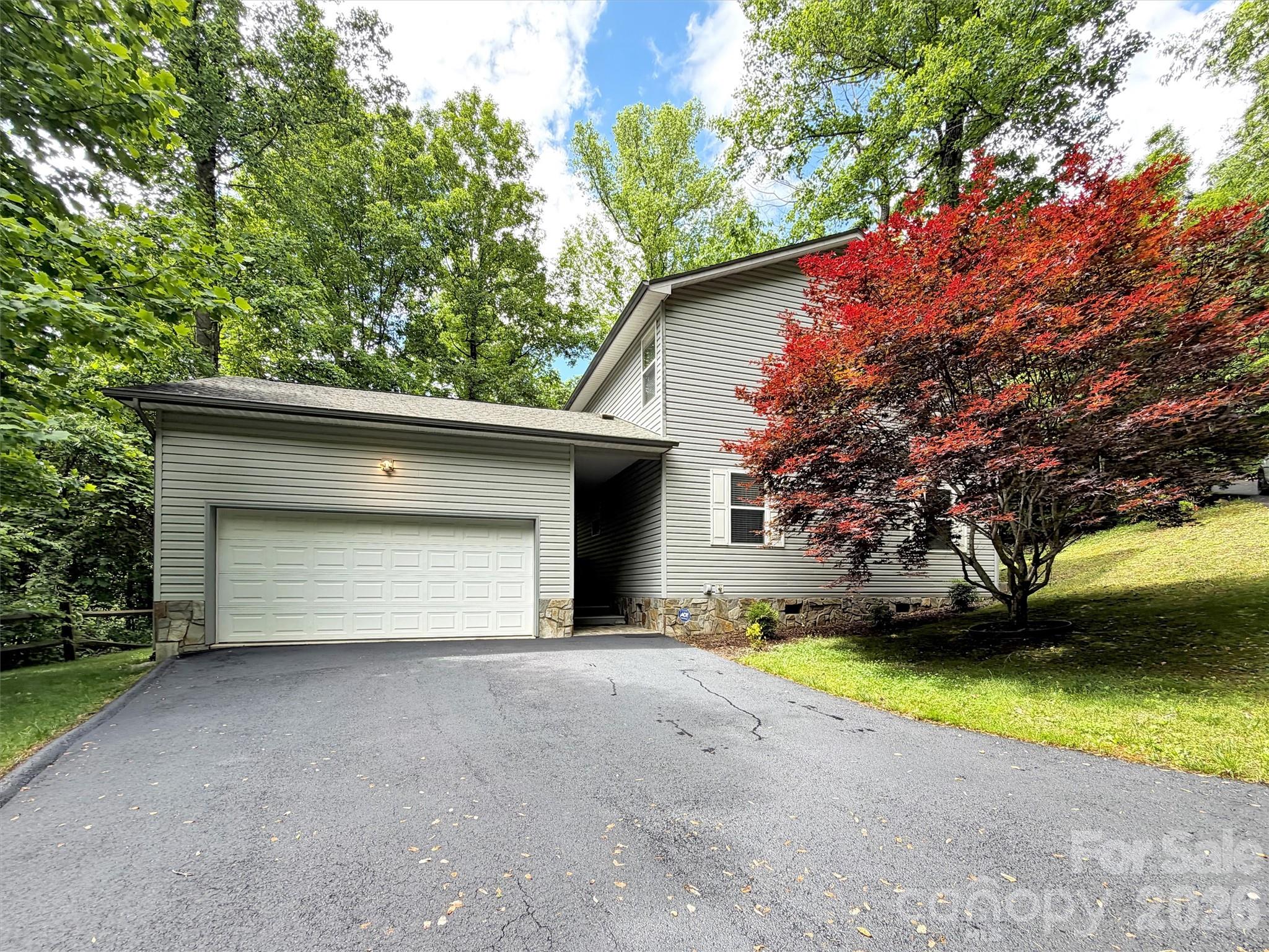 33 Buttercup Place