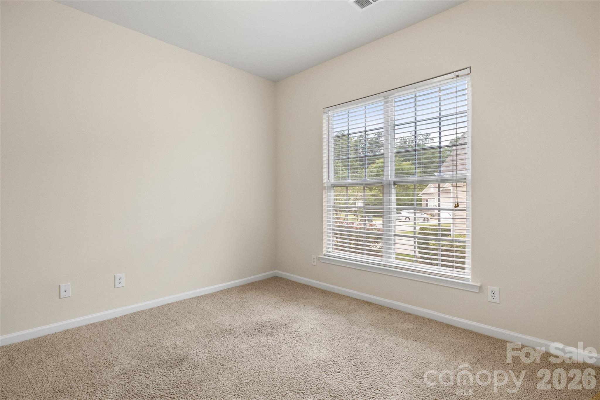 52224 Longspur Lane