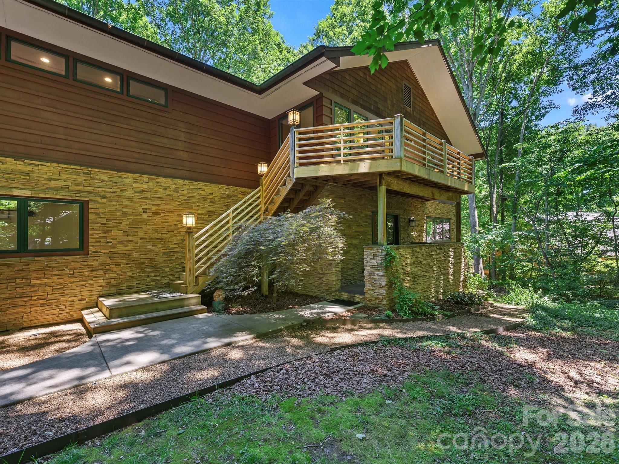 17928 Pages Pond Court