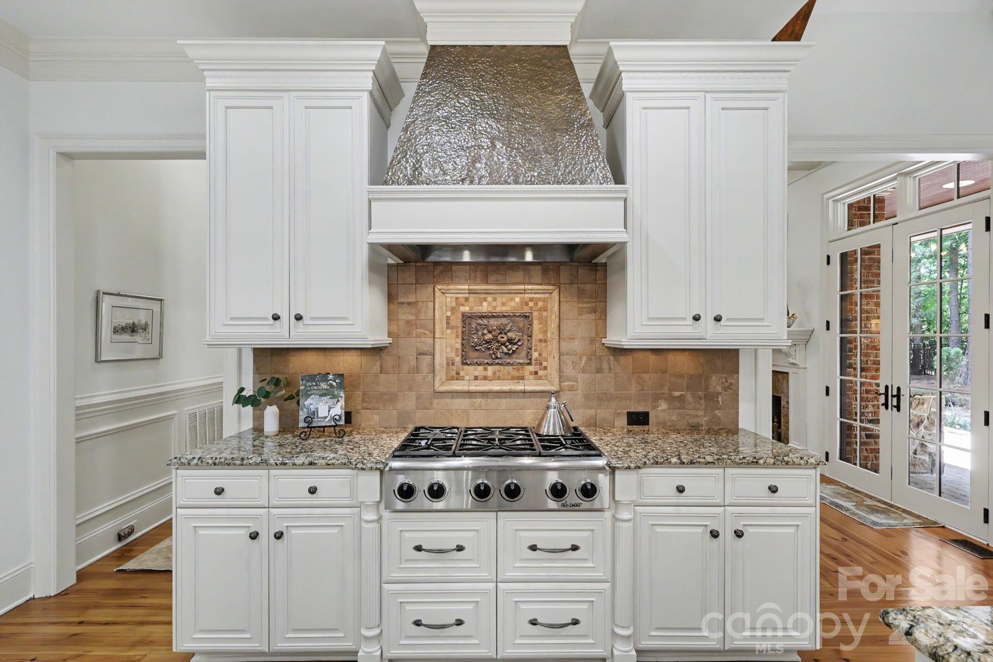 508 Hideaway Ridge Court