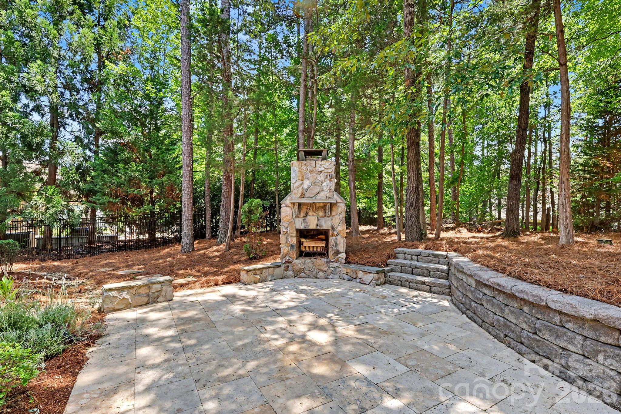 508 Hideaway Ridge Court