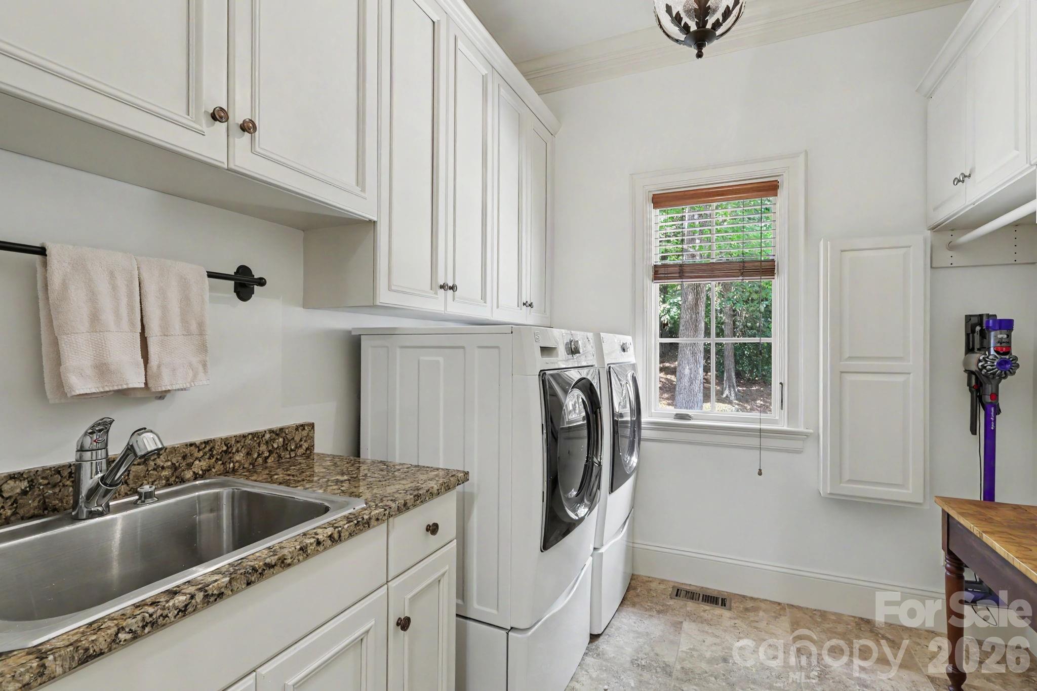 508 Hideaway Ridge Court