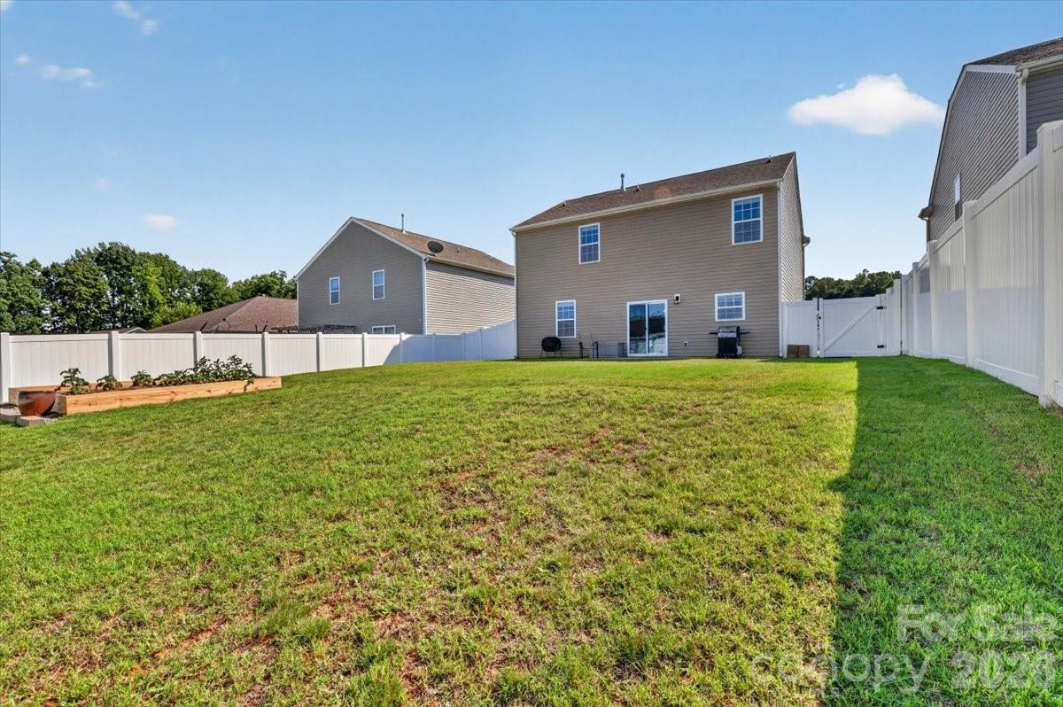 157 Kingsway Drive