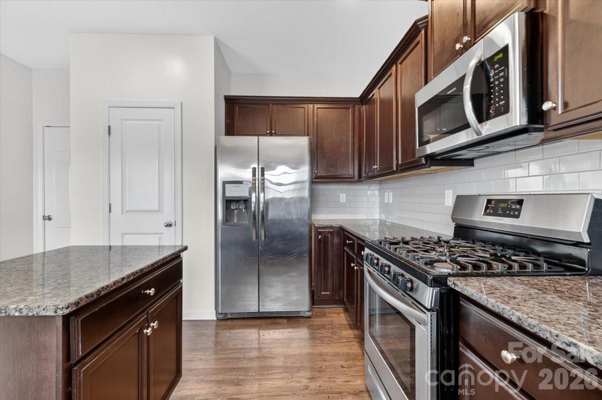 157 Kingsway Drive