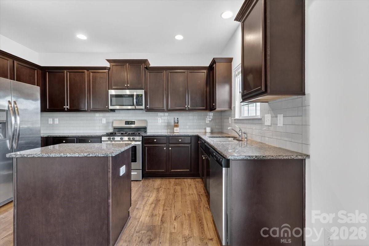157 Kingsway Drive