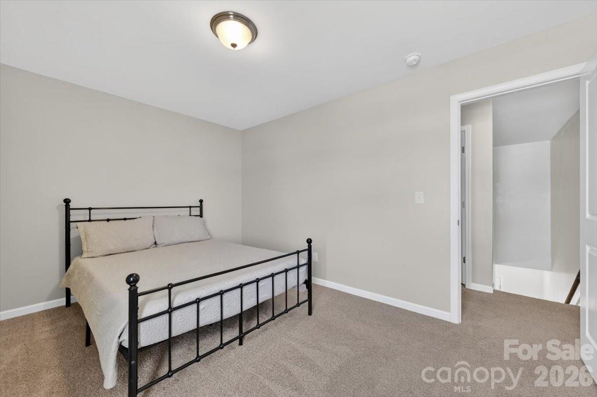 157 Kingsway Drive