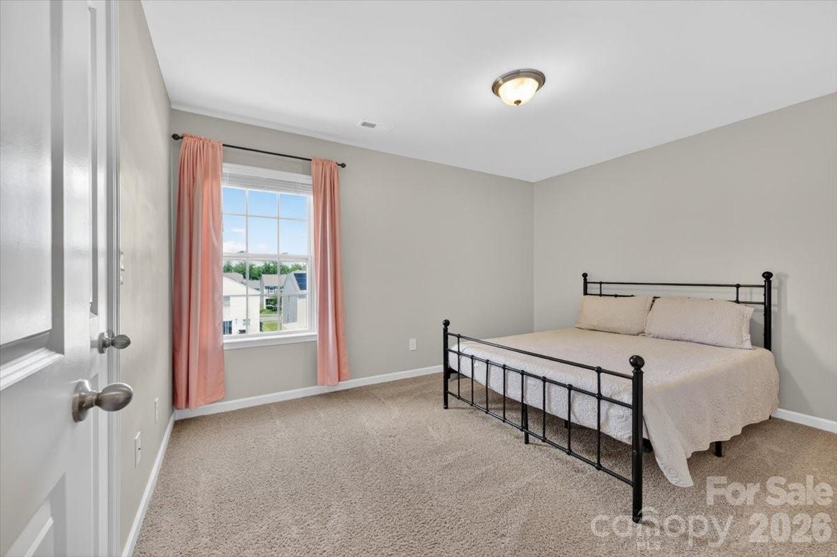 157 Kingsway Drive