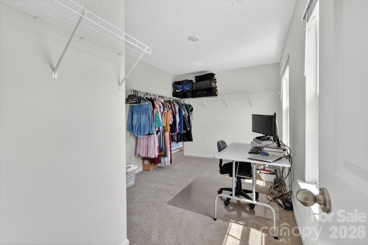 157 Kingsway Drive
