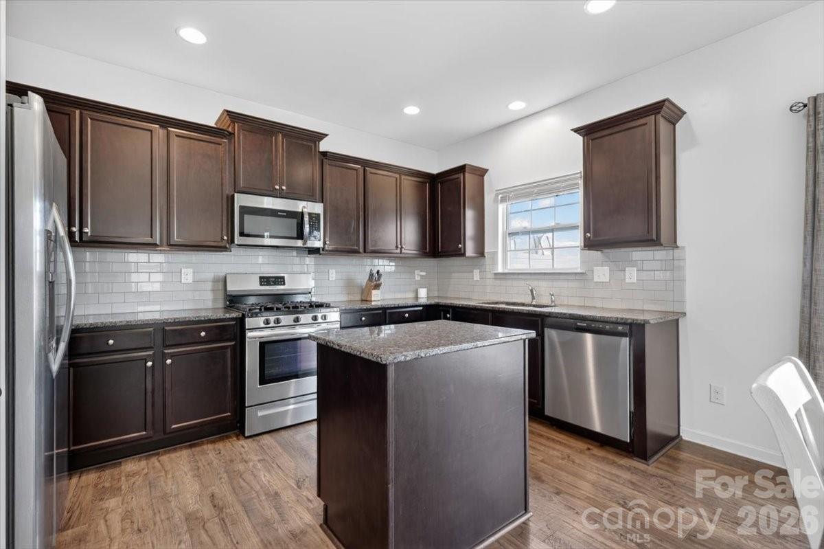 157 Kingsway Drive