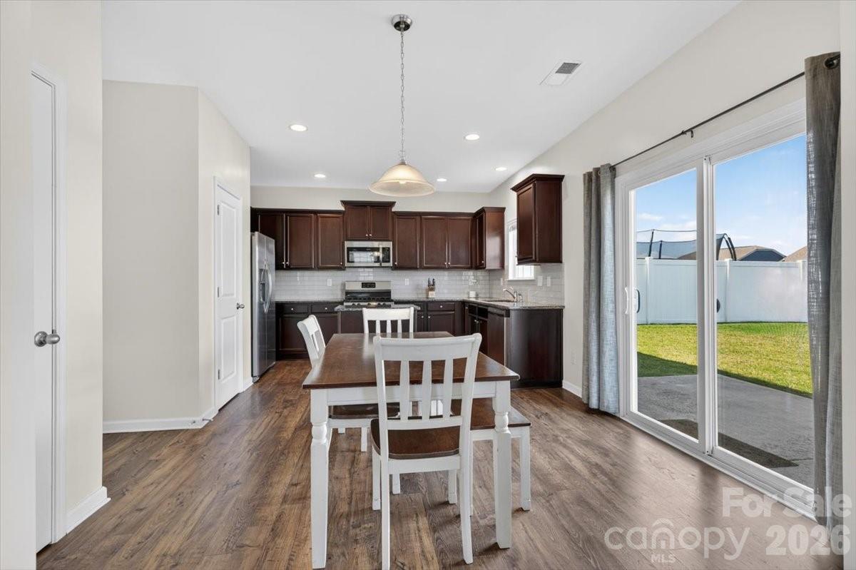 157 Kingsway Drive