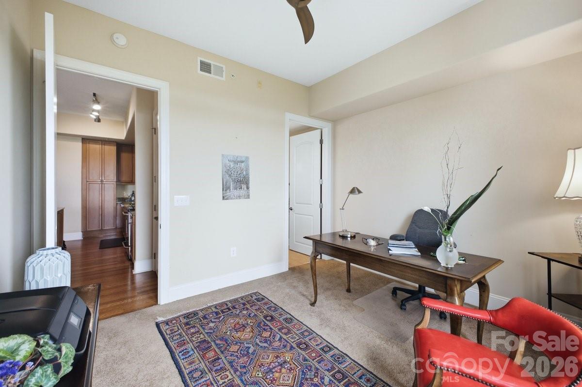 4620 Piedmont Row Drive Unit: 714