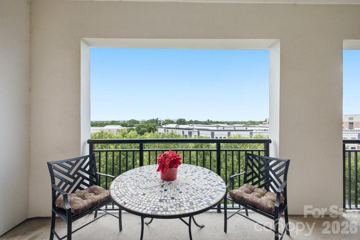 4620 Piedmont Row Drive Unit: 714