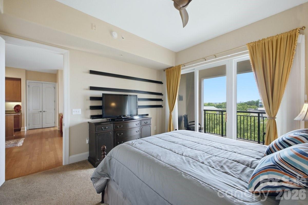 4620 Piedmont Row Drive Unit: 714