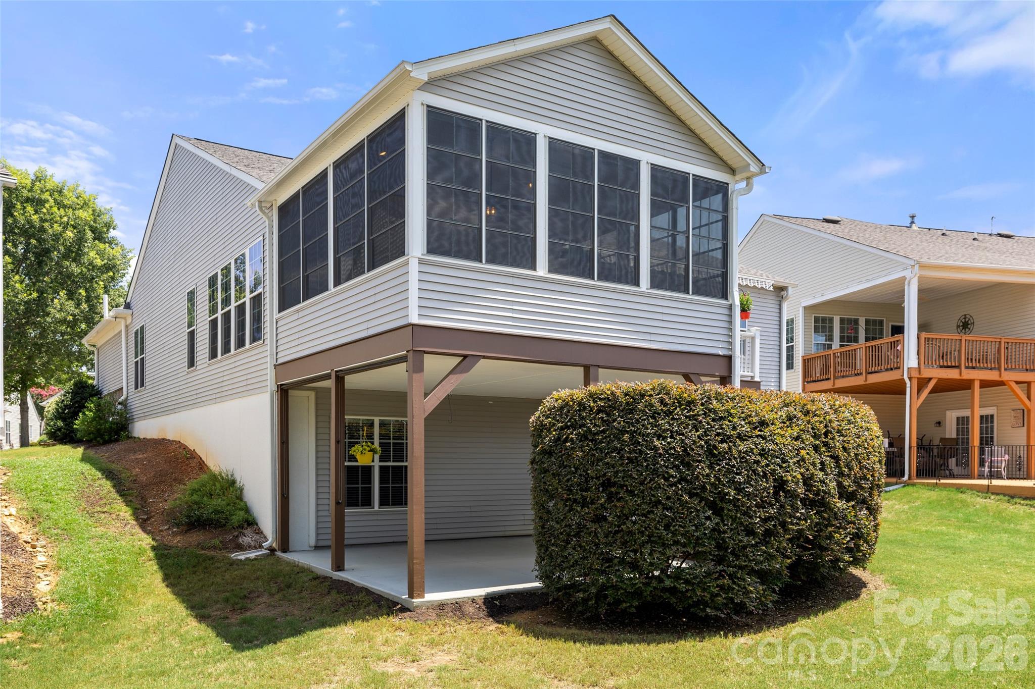 26503 Sandpiper Court