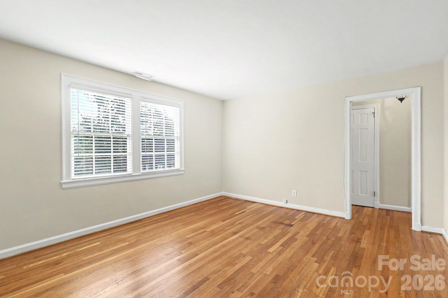 106 Colville Road Unit: 33A