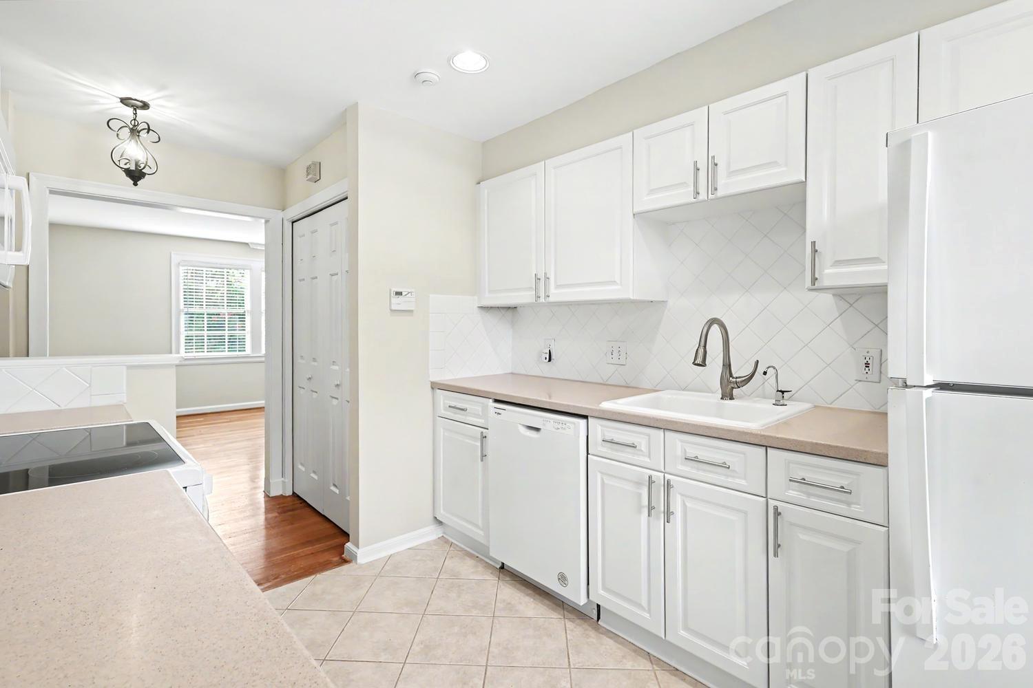 106 Colville Road Unit: 33A