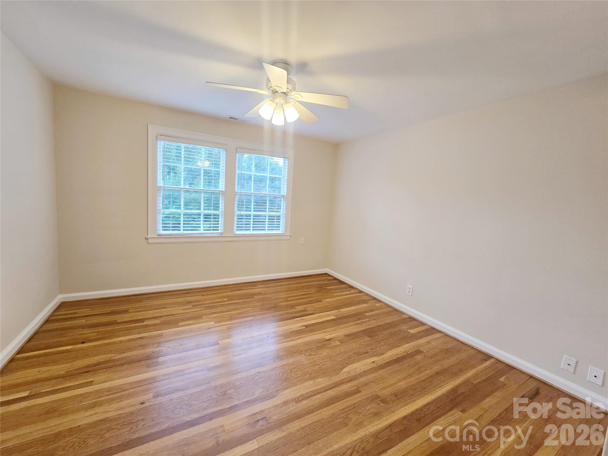 106 Colville Road Unit: 33A