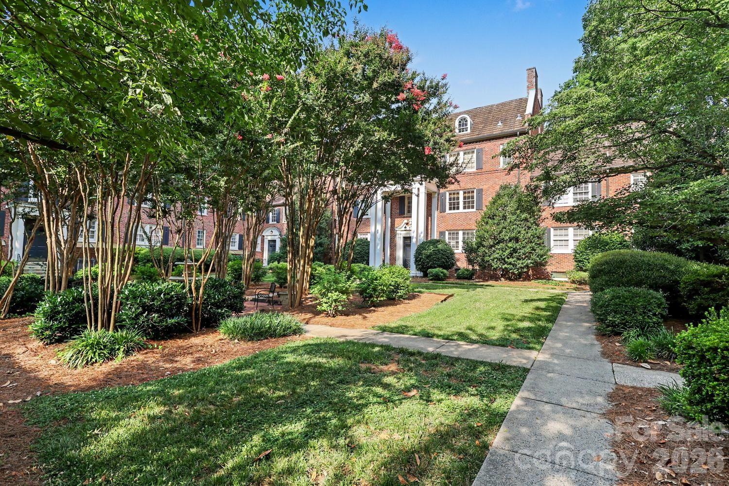 106 Colville Road Unit: 33A