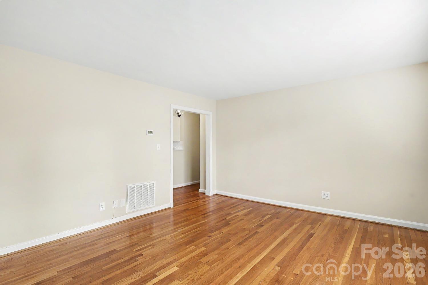 106 Colville Road Unit: 33A