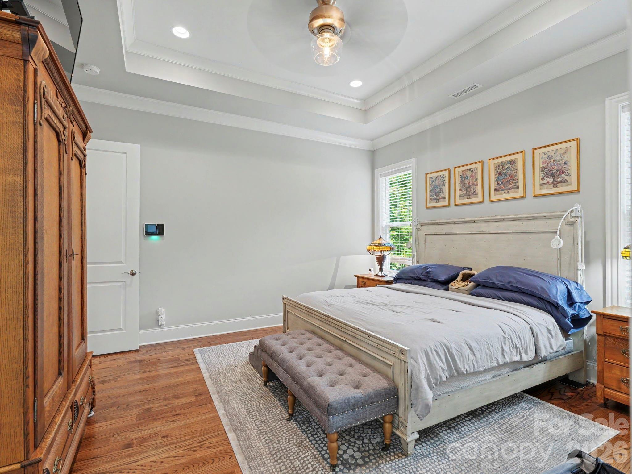 9560 Regent Drive