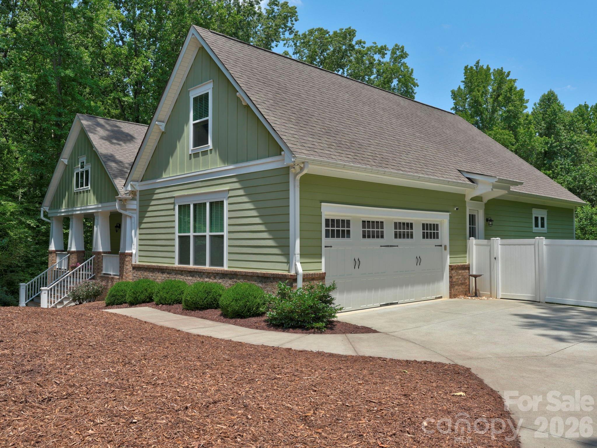 9560 Regent Drive