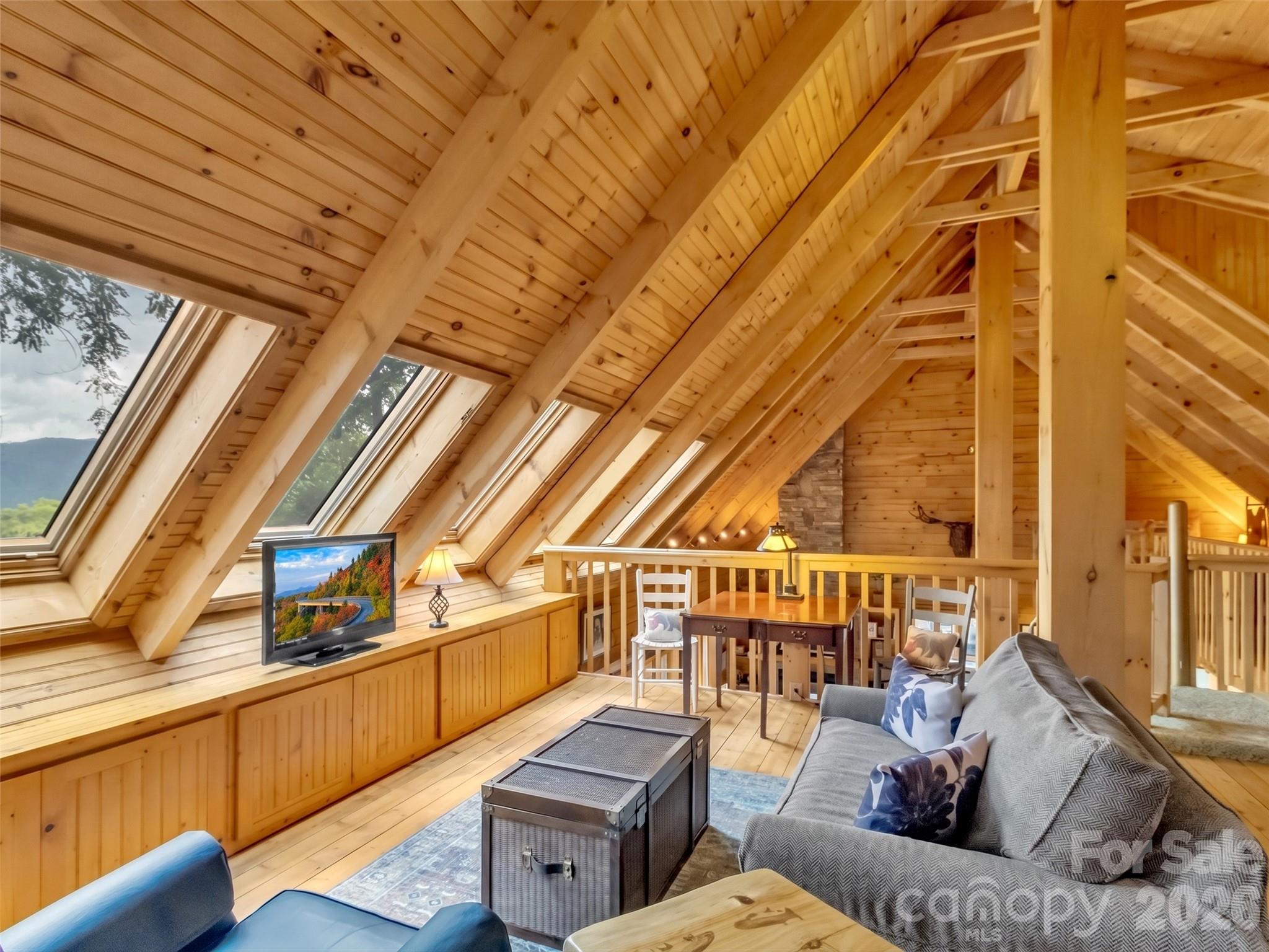 12 Signal Ridge