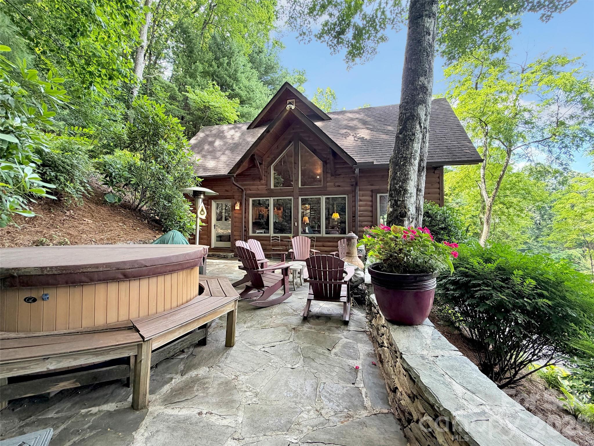12 Signal Ridge