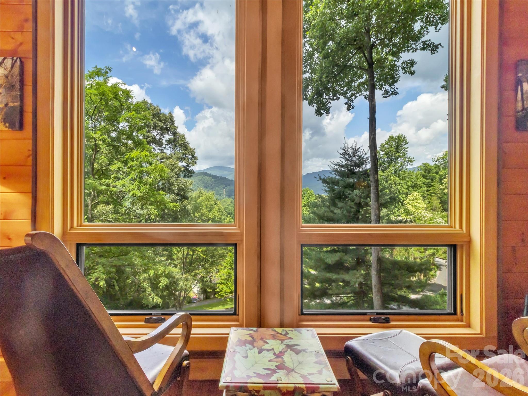 12 Signal Ridge