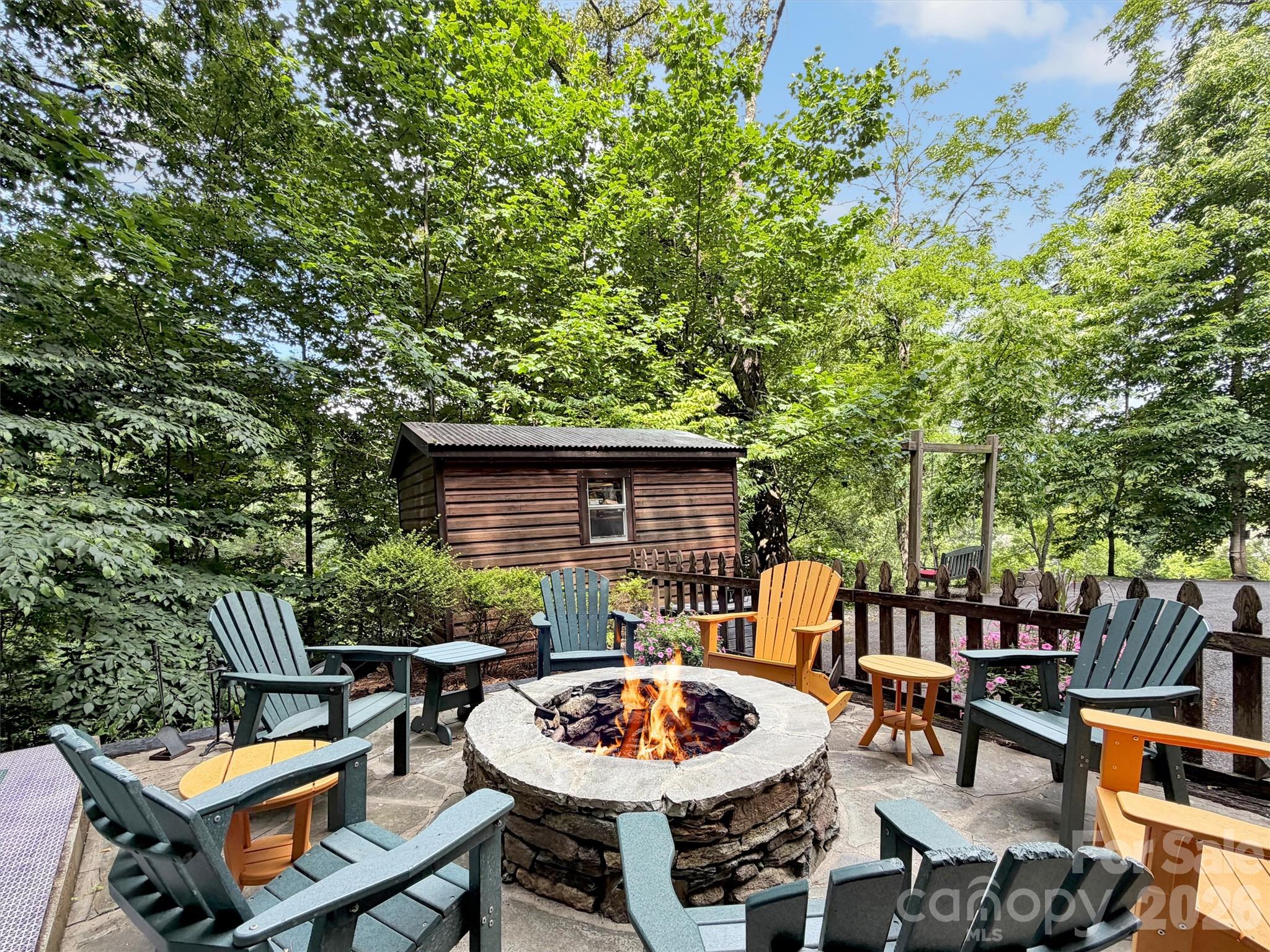 12 Signal Ridge