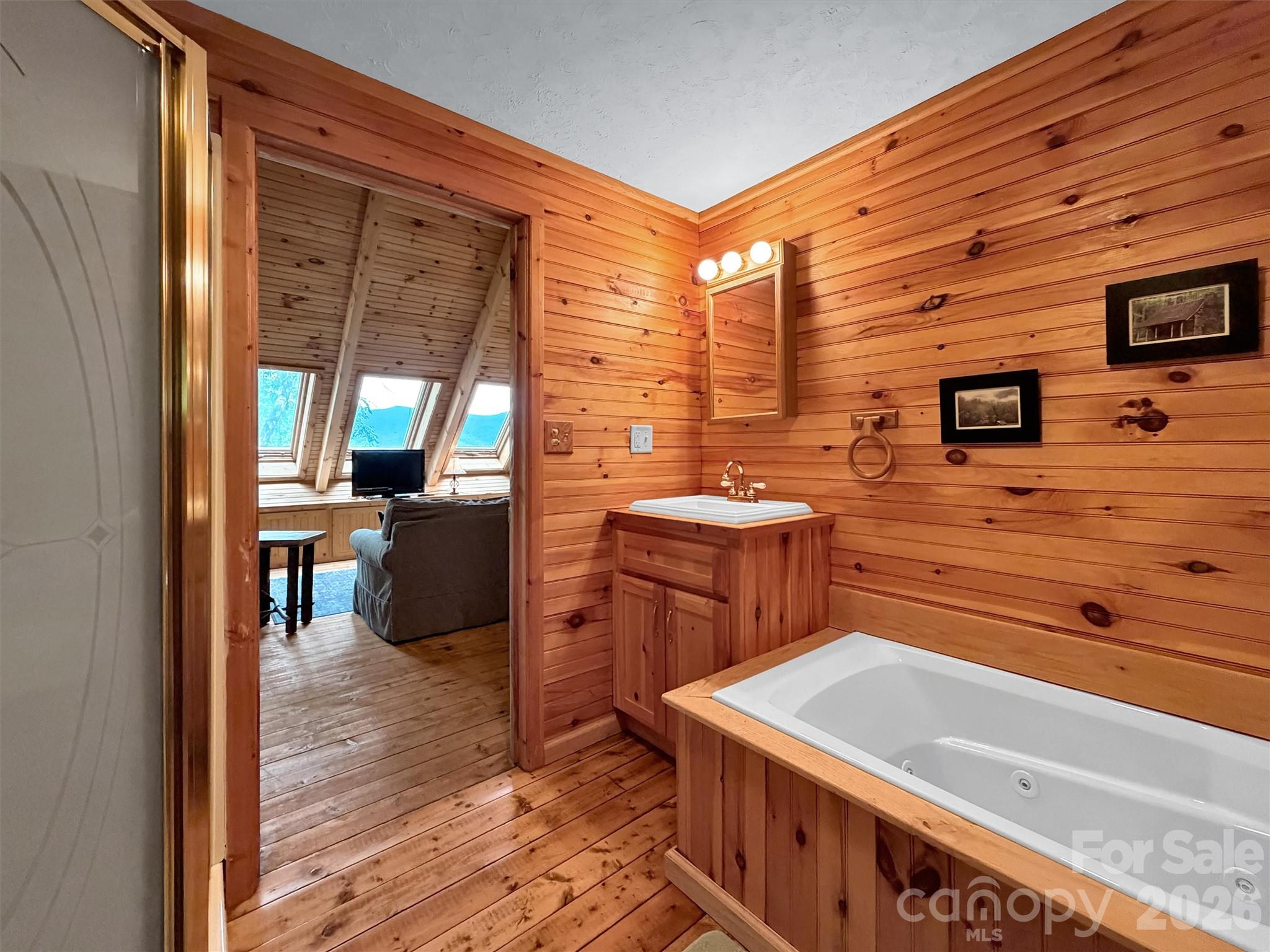 12 Signal Ridge