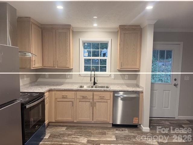 87 Gravel Hill Court