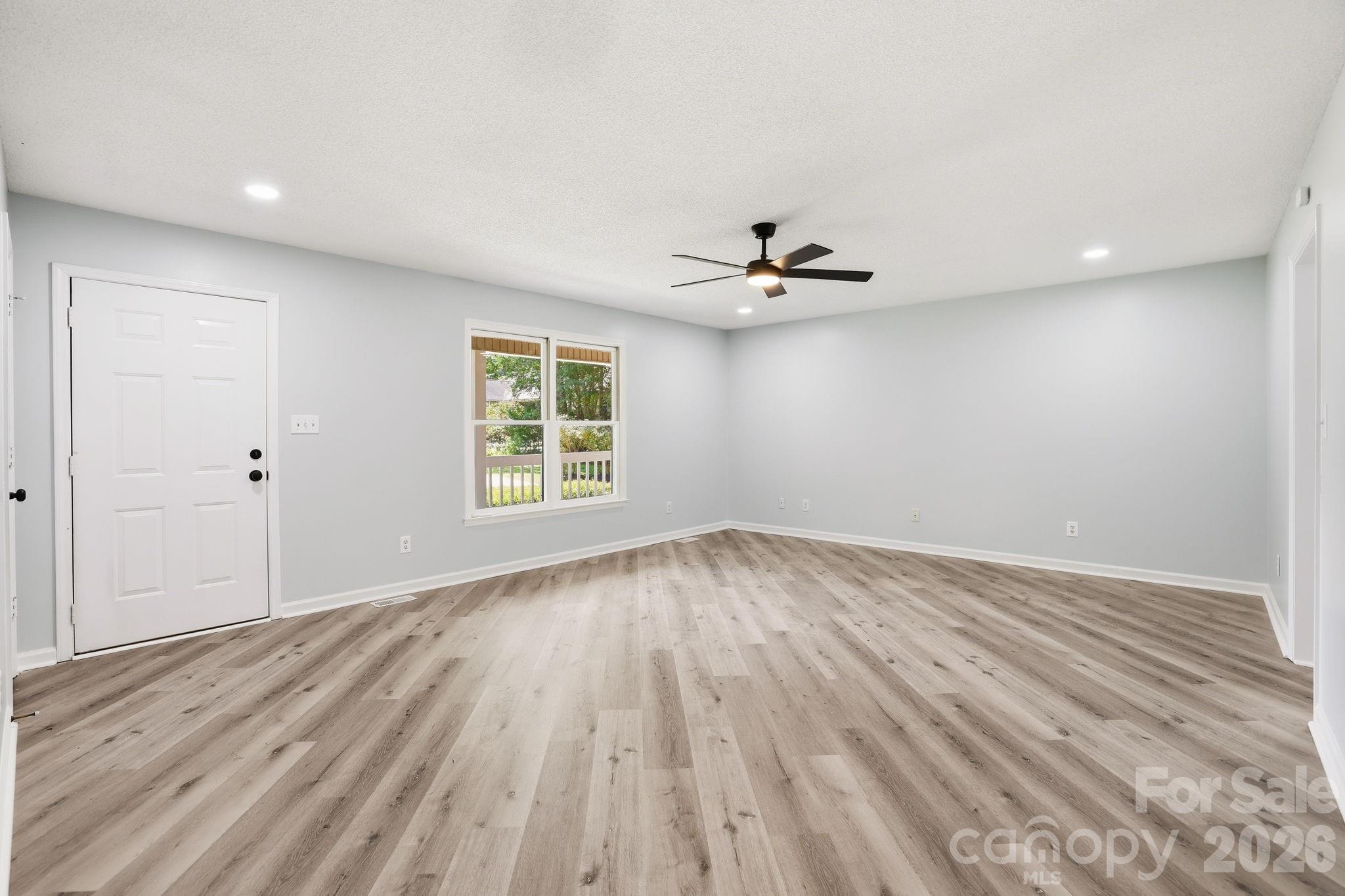 1801 Bridgewood Drive
