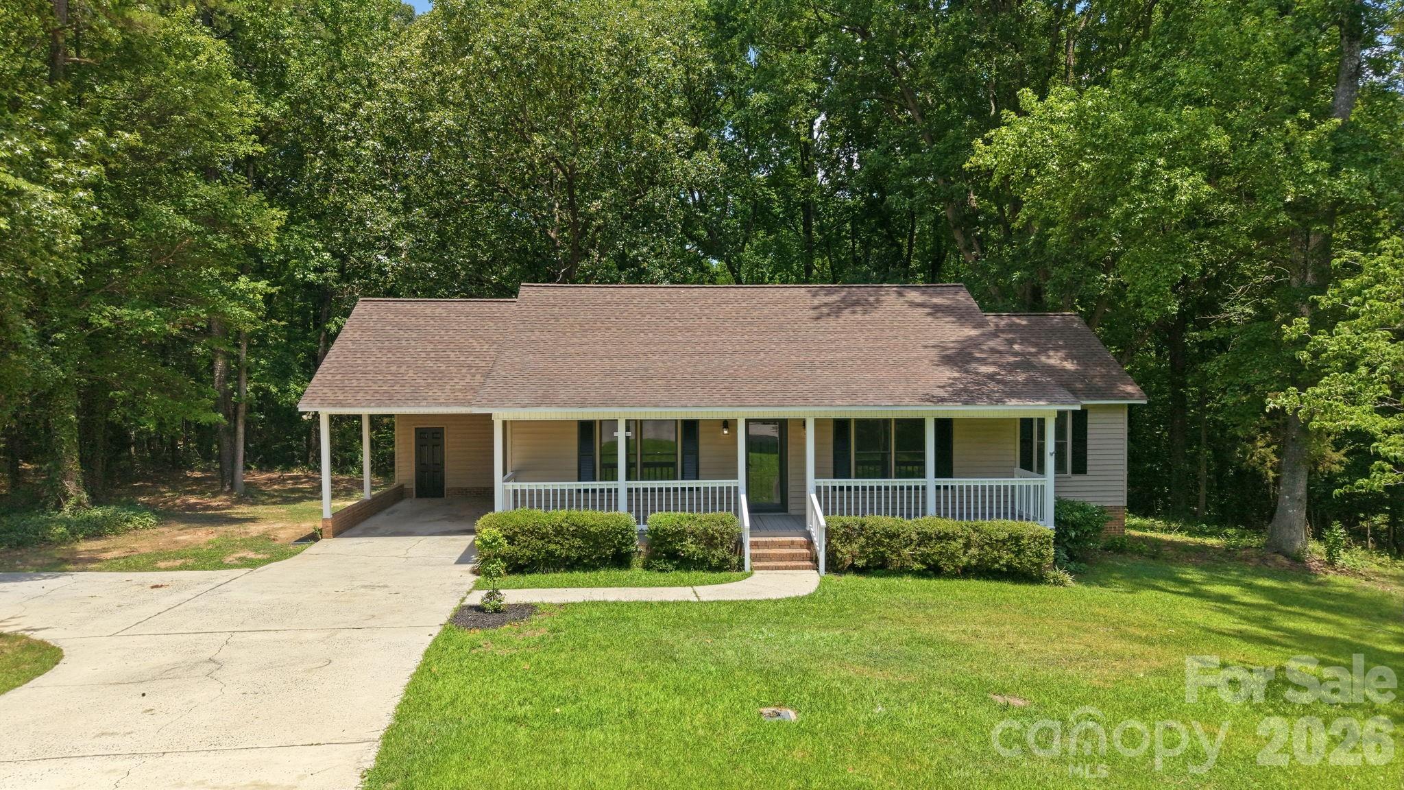 1801 Bridgewood Drive
