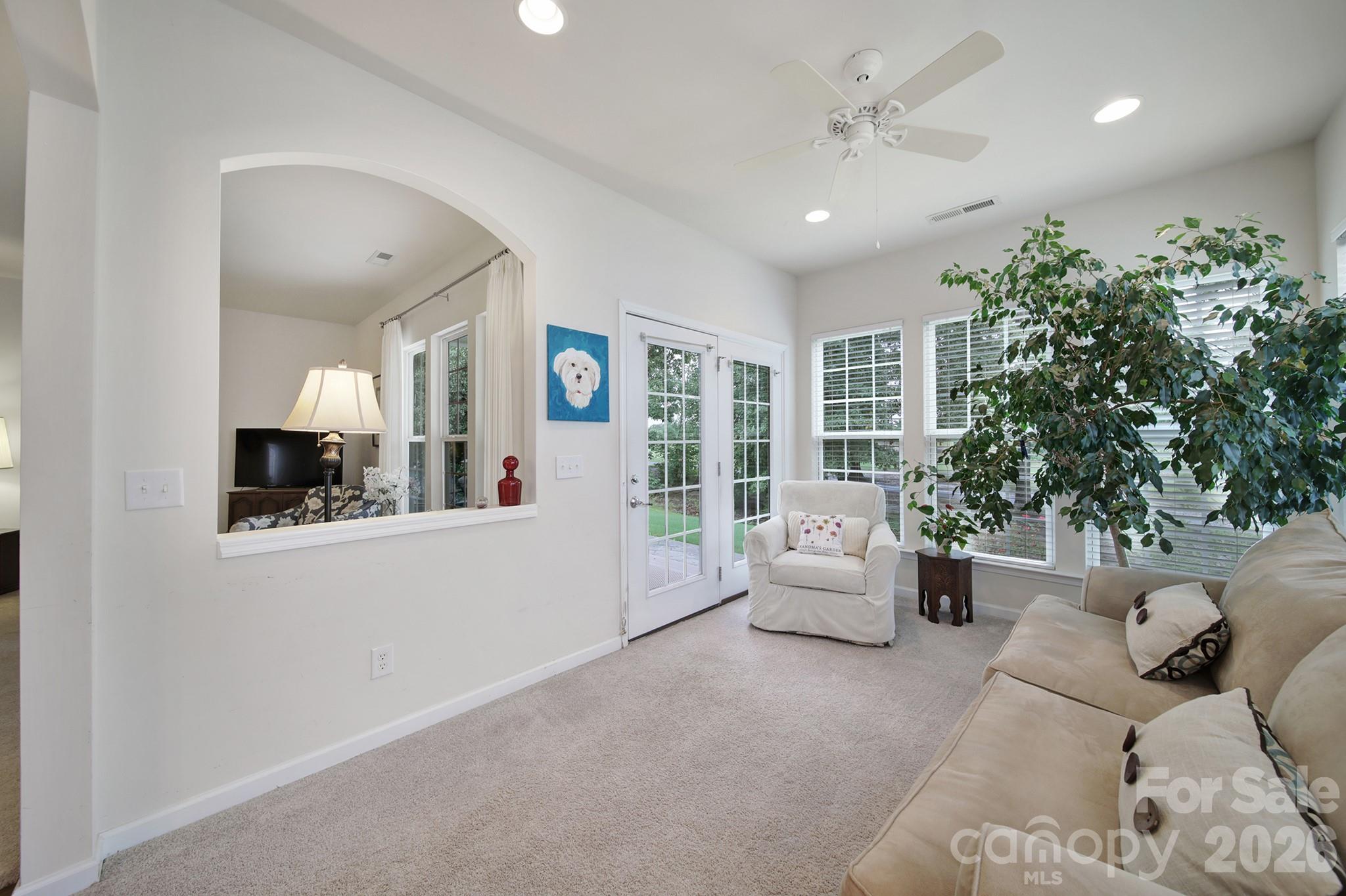 2047 Kennedy Drive