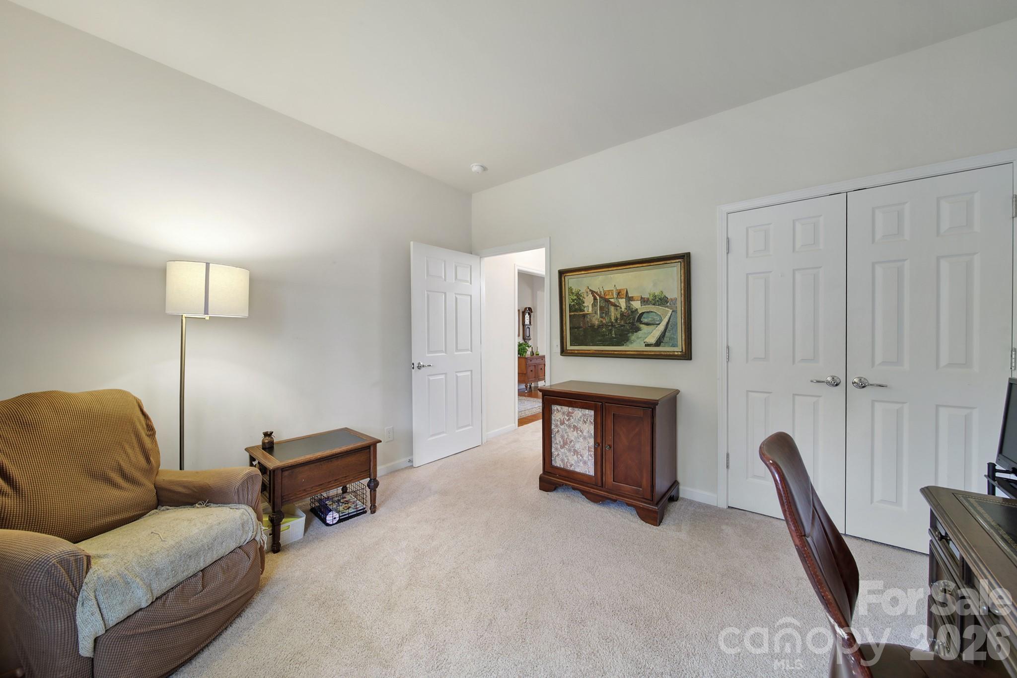 2047 Kennedy Drive